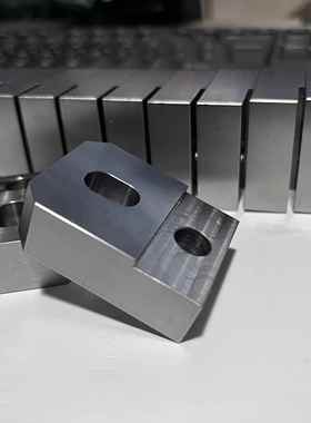 CNC数控加工中心五金机械零件加工定制