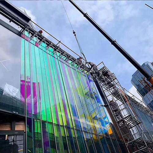 炫彩玻璃变色夹622胶色玻璃商场墙店面彩建筑幕透彩定钢化玻璃厂