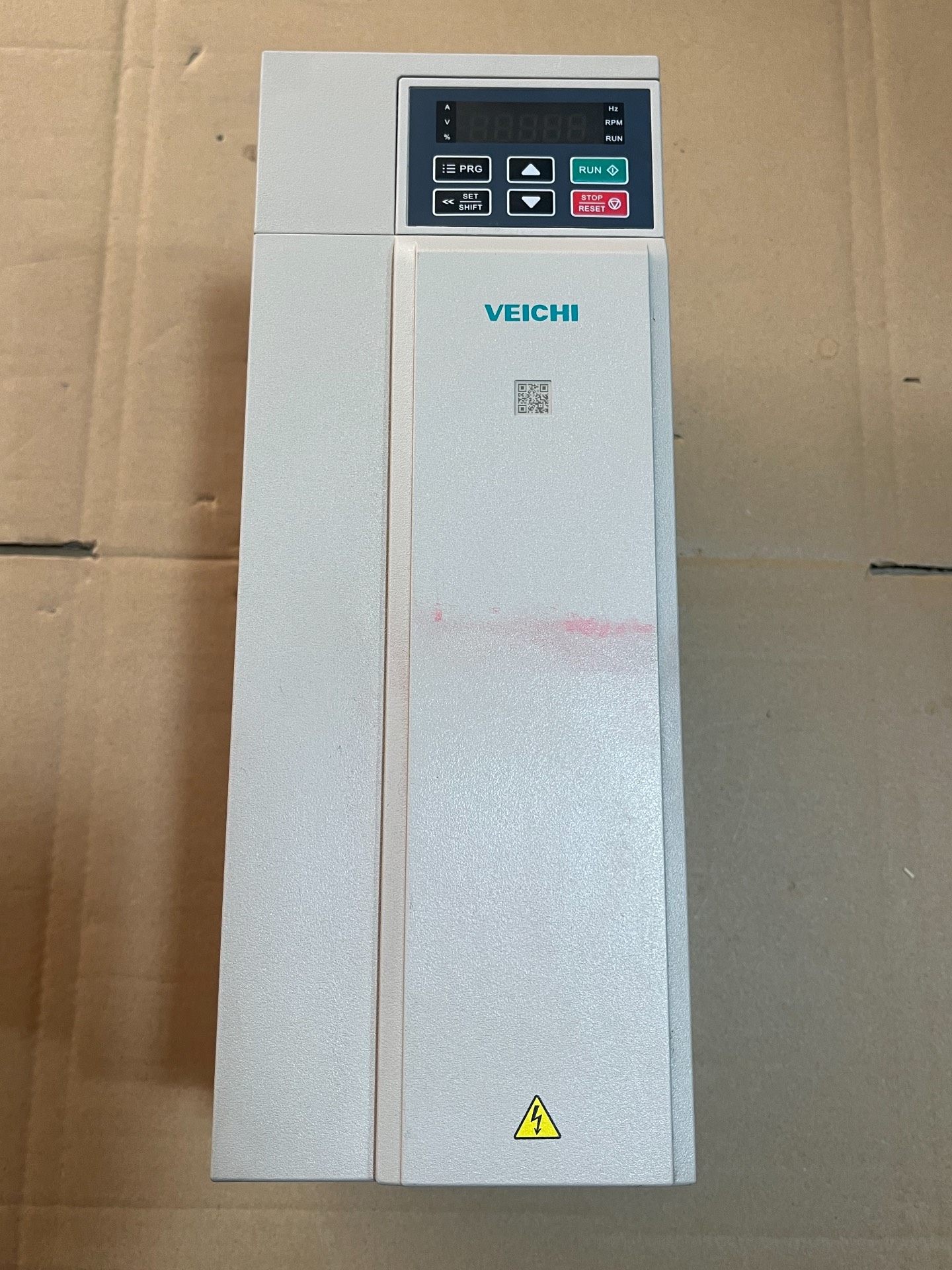 AC300-T3-011G/015P-B