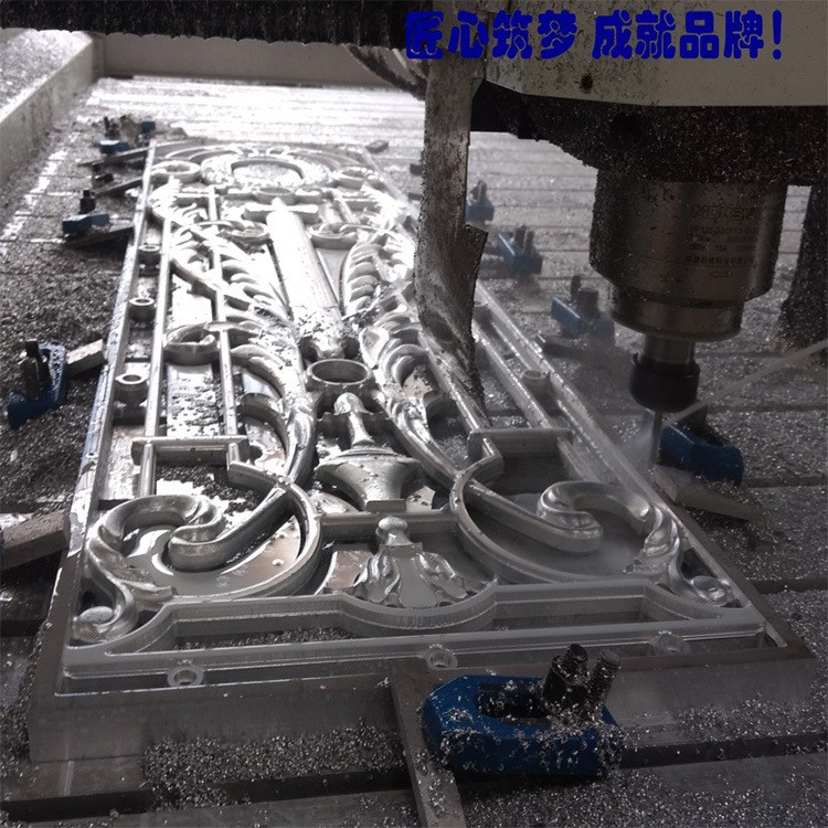 别墅入户门栏杆楼梯扶手酒店KTV会所花园小区铁艺铝艺门门业