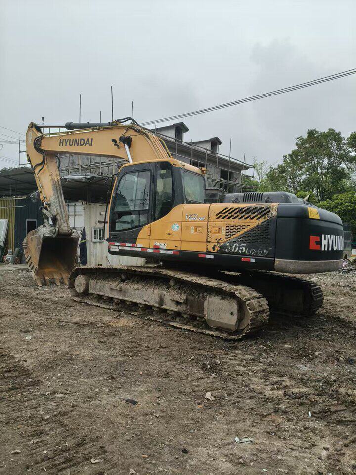 4月8日成都特价2014年现代275型履带式液压挖掘机一台【出价即进入倒计时】网络拍卖公告