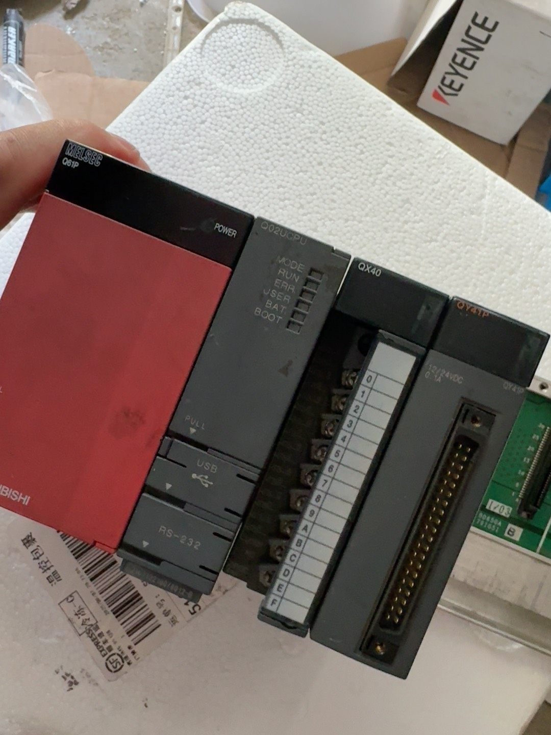 三菱Q02UCPU PLC模块，功能正常，实物拍摄。成色如图