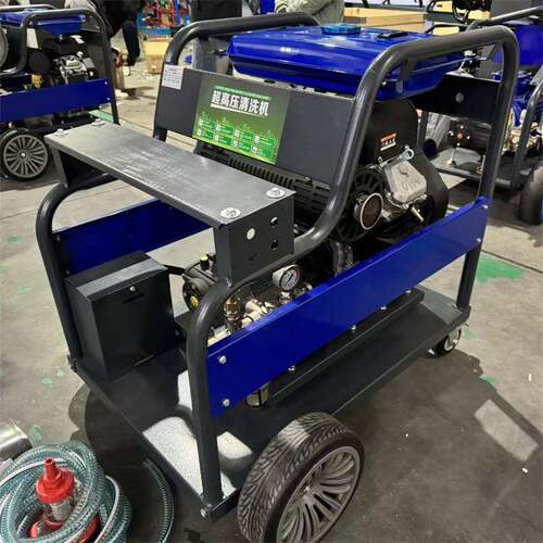 汽油动力润通999500KG高压清洗机工厂洗地机37马力高压水刀