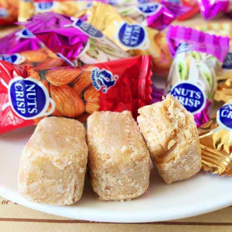 果仁酥糖芝麻花生喜糖休闲网红零食老式传统糖果开心果新年货礼包,零食/坚果/特产,酥糖,淘宝优惠券,粉丝福利购,淘宝优惠卷