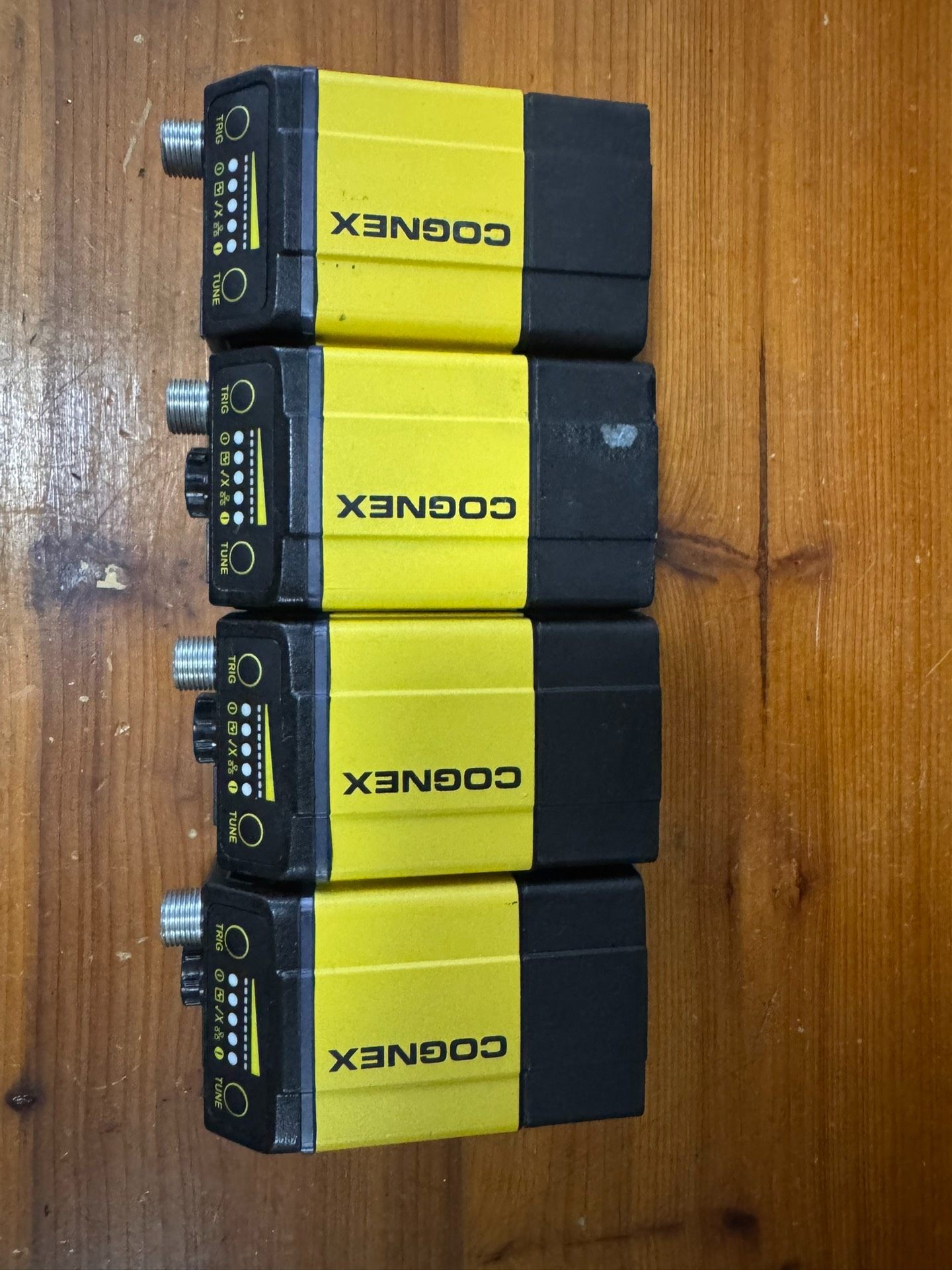 COGNEX康耐视DM374Q读码器，成色如图，功能包好，数