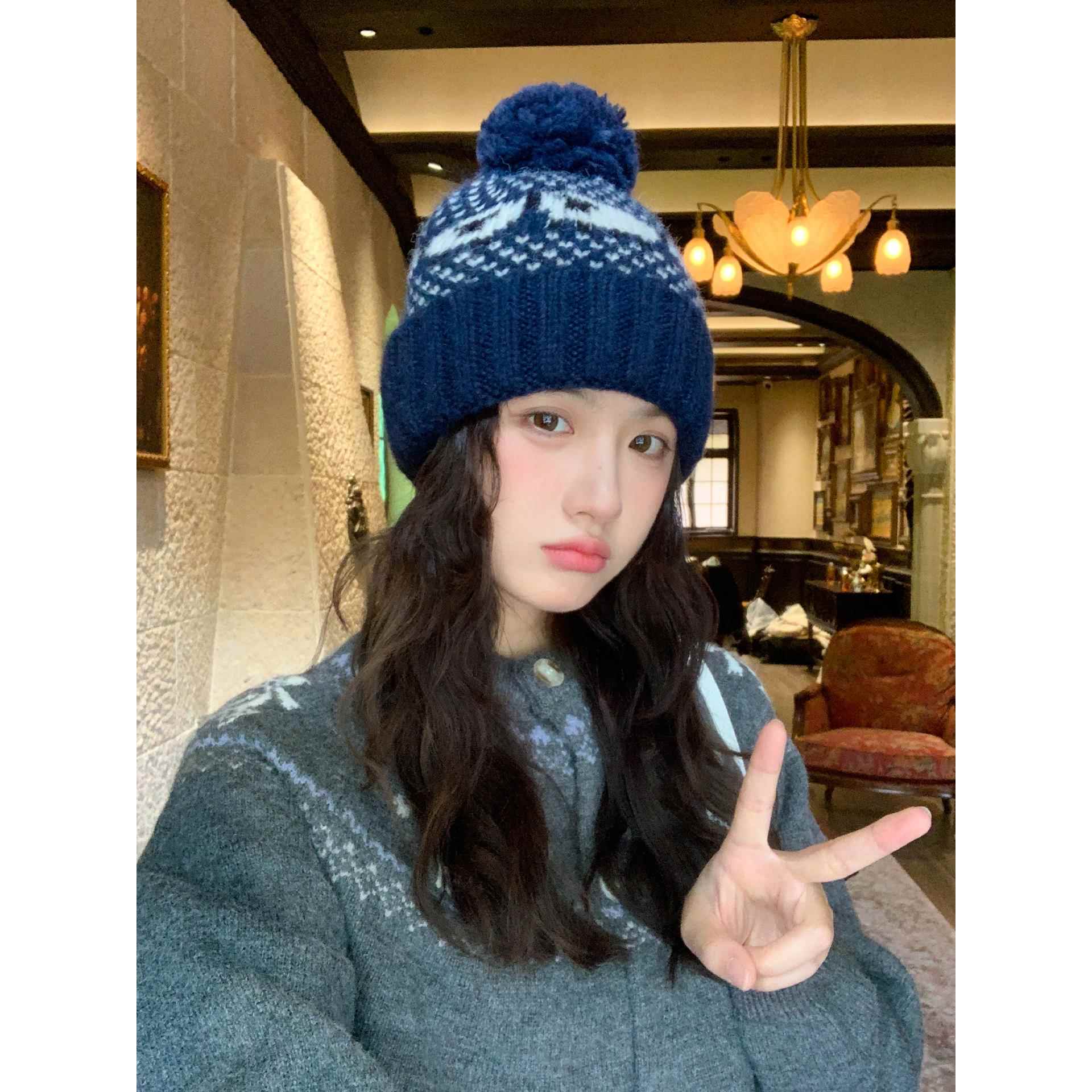 费尔岛覆古毛球针织帽女秋冬新款加厚保暖灰色毛线帽护耳包头帽子