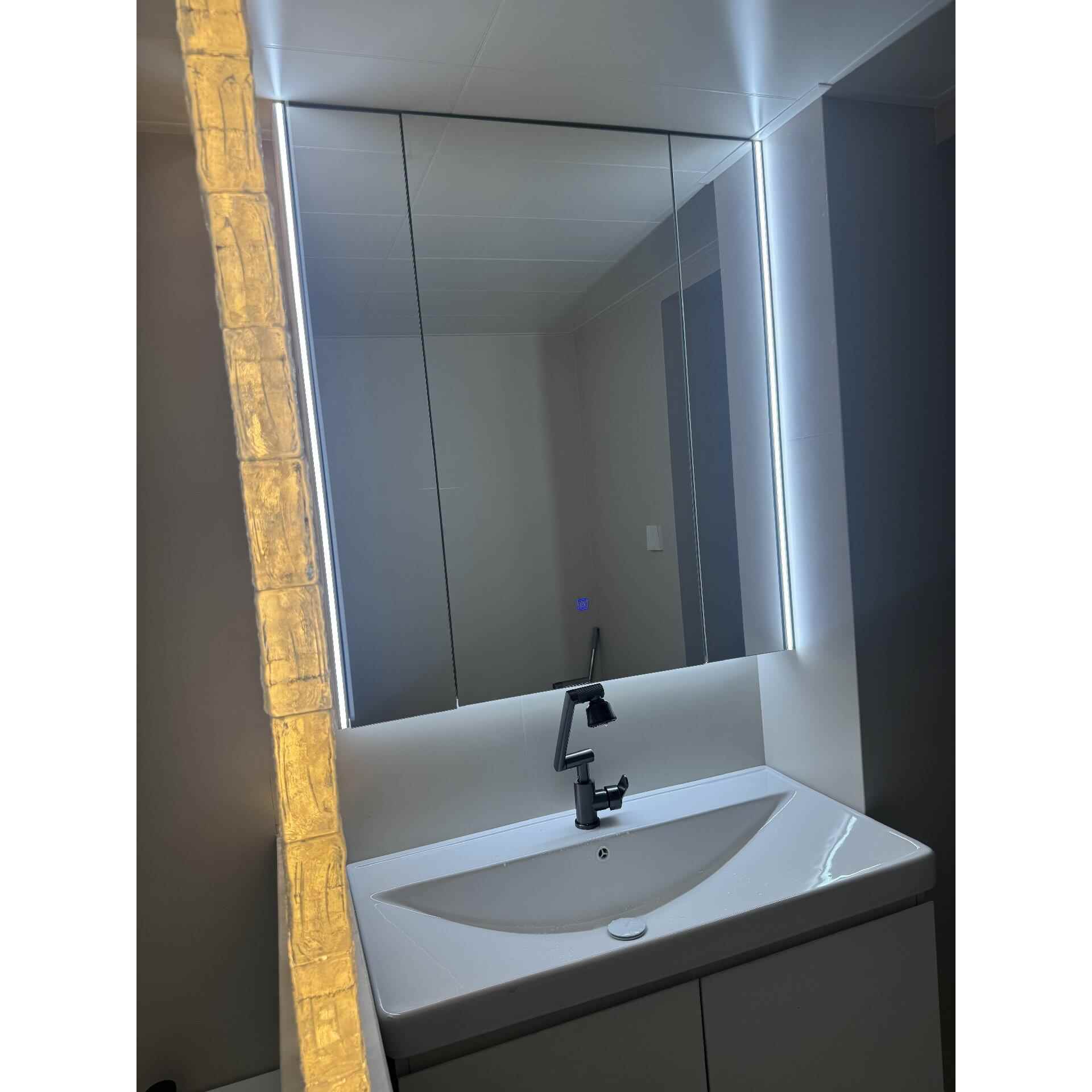 智能浴室镜柜挂墙式带背光灯防雾卫生间镜子置物架单独收纳可定制