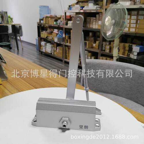 供应坚朗 KINGLONG闭门器 防火门65kg两段调速闭门器 B103闭门器