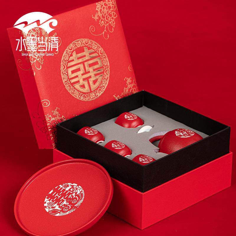 中国大红色结婚茶具套装婚庆用品敬茶杯敬茶碗陶瓷茶具全套带盘