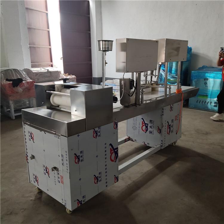 供应不钢自锈头动馒头机卷机BQB 方馒头机一小时8000个的馒花机