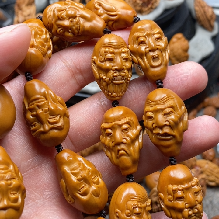 橄榄核须派十八罗汉项链