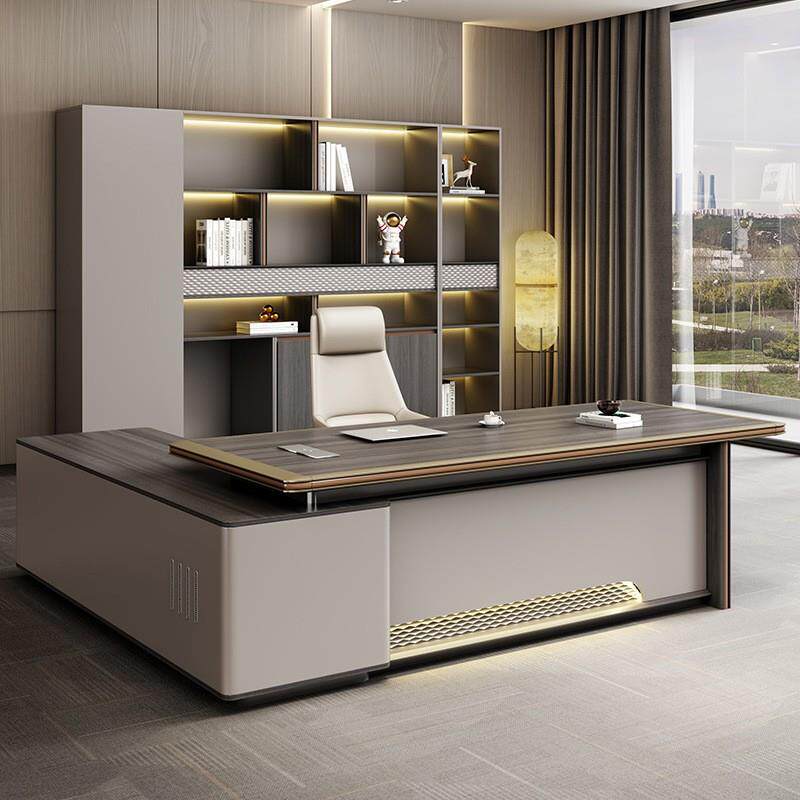 老板桌办公桌轻奢高级感董事长大班台总裁经理办公桌椅组合老板台