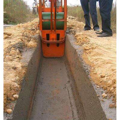 现浇式渠道成型机自动水利工程沟渠衬砌机械自走式U型槽成型机