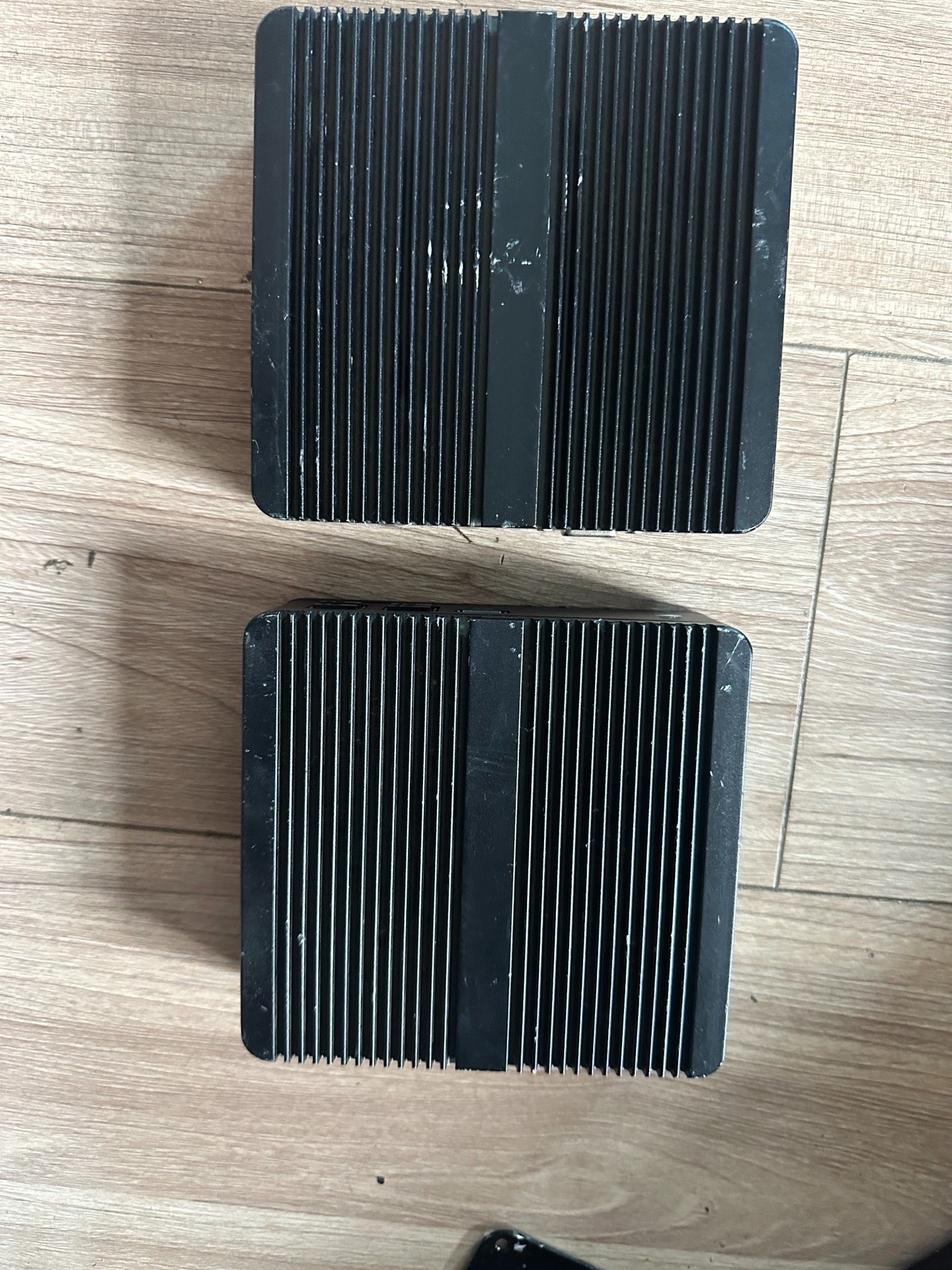 N3540小主机，两台功能正常，需要联系