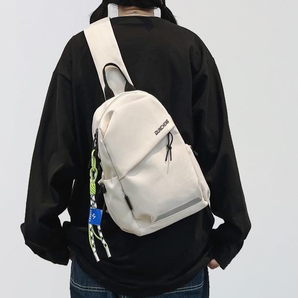 单肩包斜挎包包男休闲百搭胸包