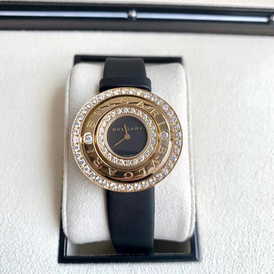 公价17.6万98新宝格丽18K黄金镶钻AE36D1BL石英女士手表36mm二手