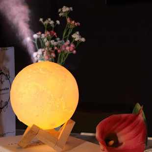 白色月球雾化器 厂家批发 月球加湿器 家用卧室加湿器 15cm新款