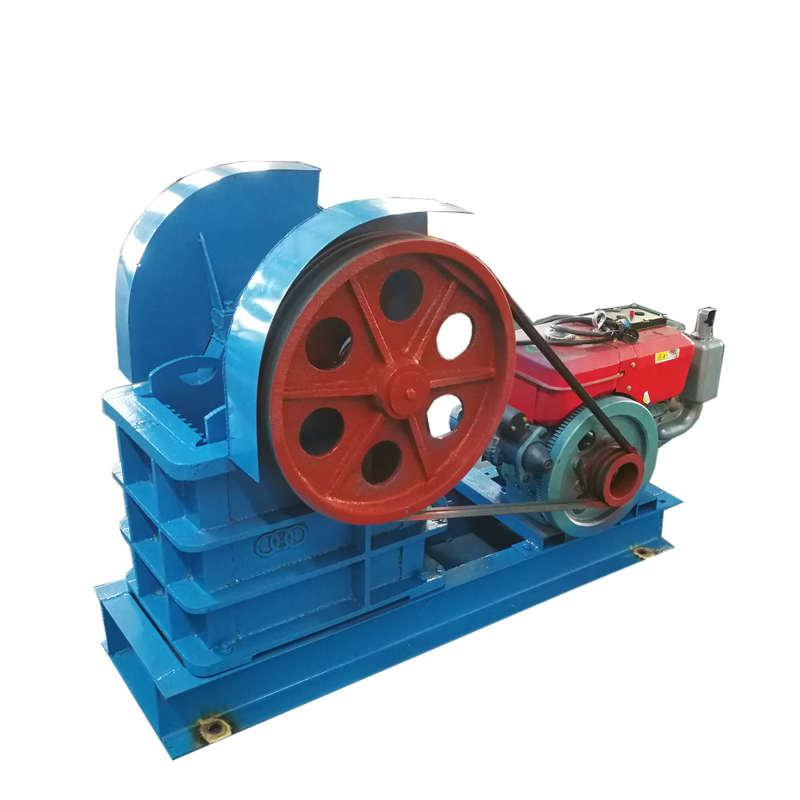 新款加厚鄂式锤式破碎机石头水泥块建筑垃圾小型制砂设备厂家