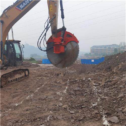 钢筋混凝土切割锯挖机改装圆盘锯风火轮