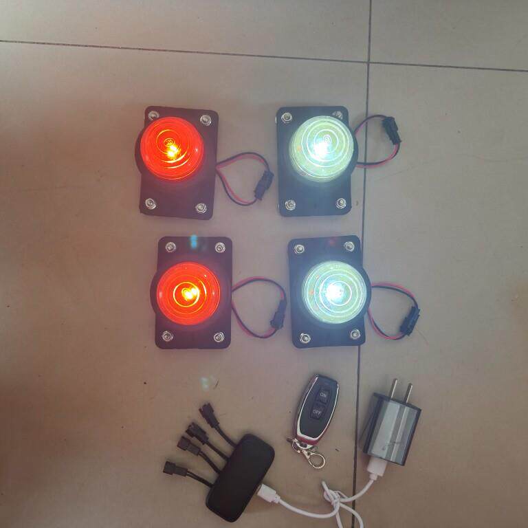 货车宽度指示灯警示灯遥控轮廓灯宽度指示灯指示灯磁性强磁性可充