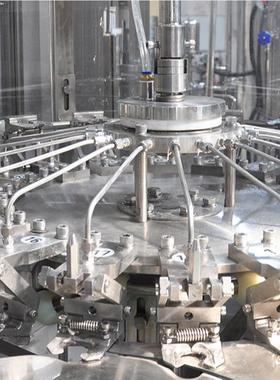 全自动瓶装纯净水生矿泉水全动三产线设备液体自519流体合一灌装