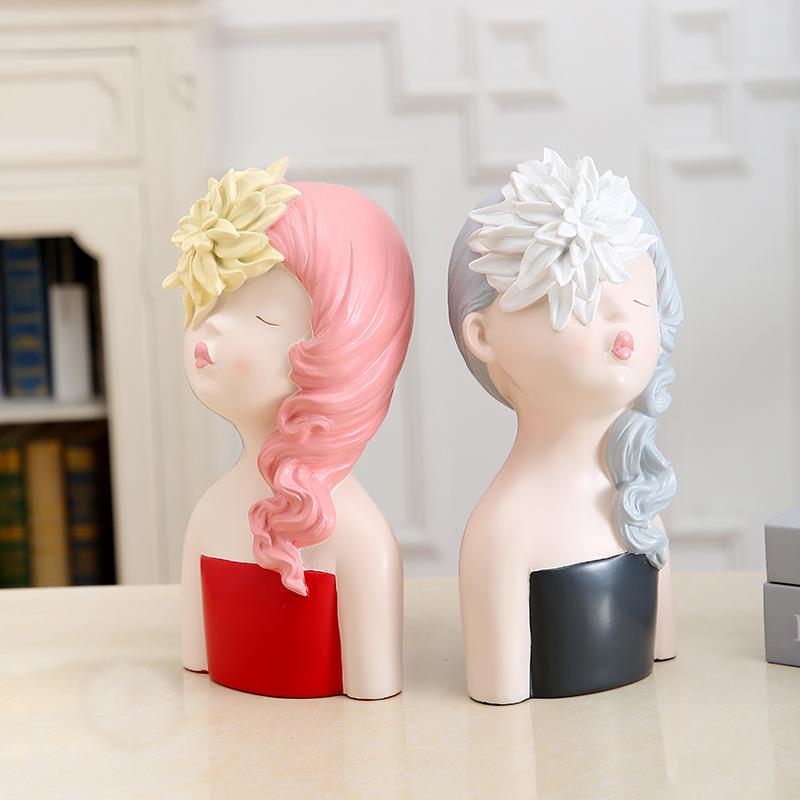 欧式可爱嘟女孩客厅玄关卧电视室柜书QQB房树嘴摆件服装店铺装饰