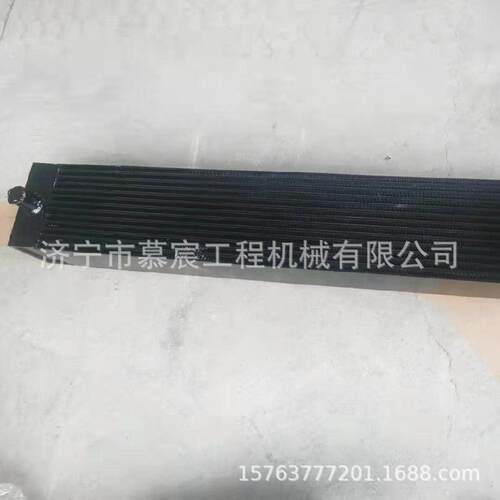 供应85N转载ZUR水机油散 5箱 装龙载机配件