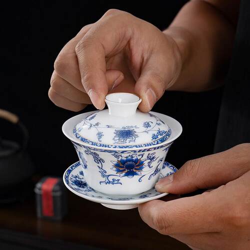 青花陶瓷盖碗中式三才碗90毫升泡茶碗如意复古潮汕茶备100ml盖凹