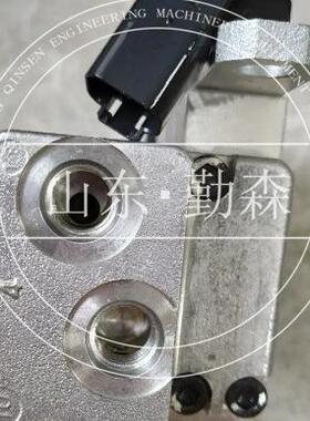 推土机配件各种型号齐全D155-3PPC先导阀17A-49-21100