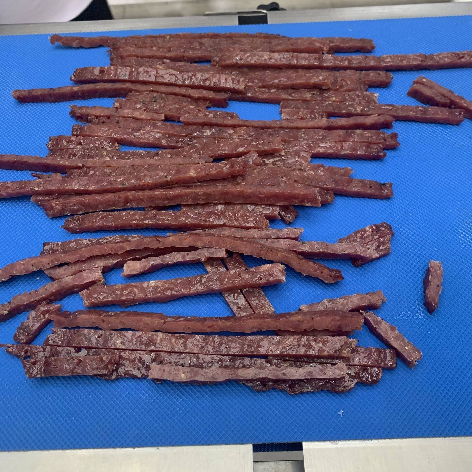 *猪肉脯牛肉脯切条切块机 新鲜鱿鱼切圈机 全自动寿司切段分段机