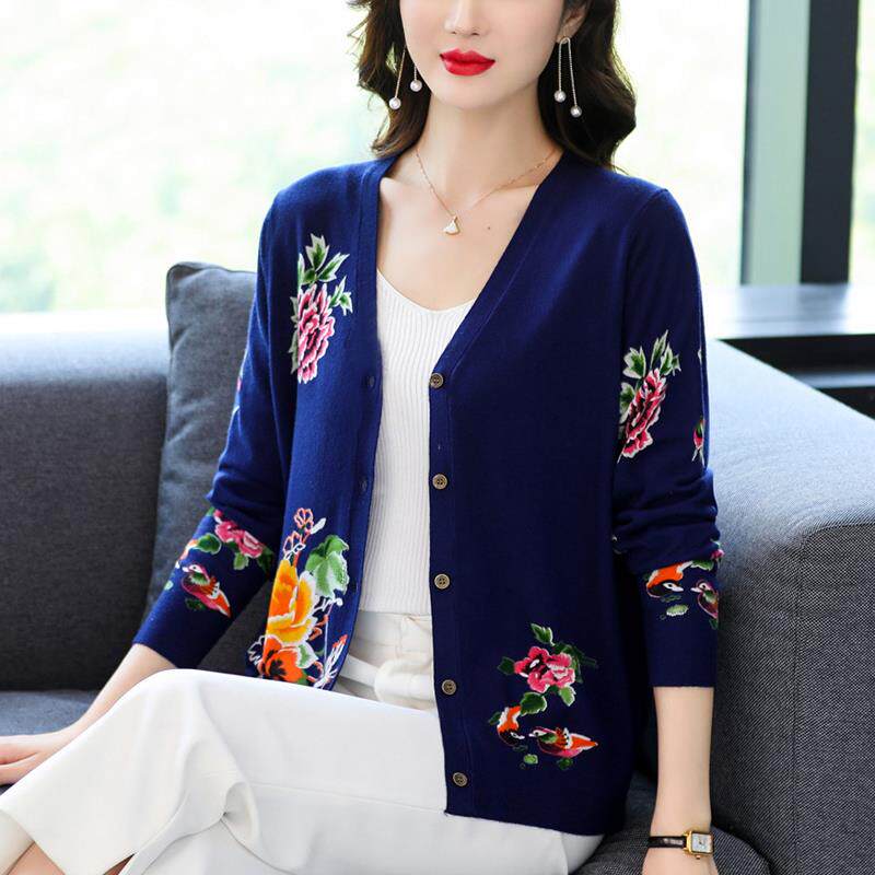 妈妈装羊毛针织开衫女2022秋冬大码印花毛衣时尚减龄薄款小外套