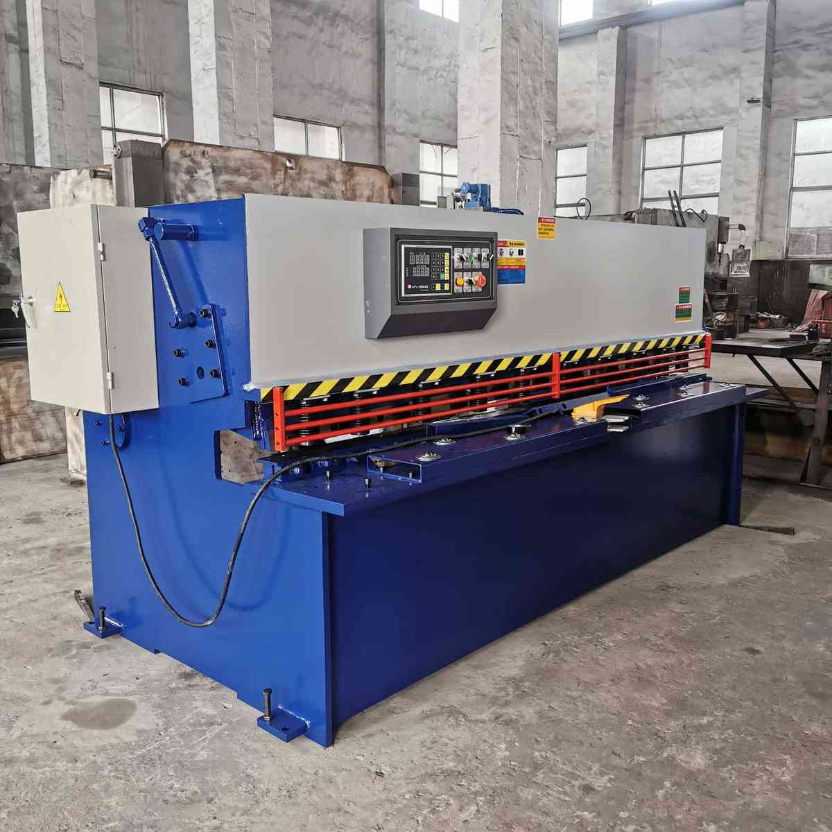 源头新款QC12Y-4*2500液压数控剪板机不锈钢铝板金属定制裁板机