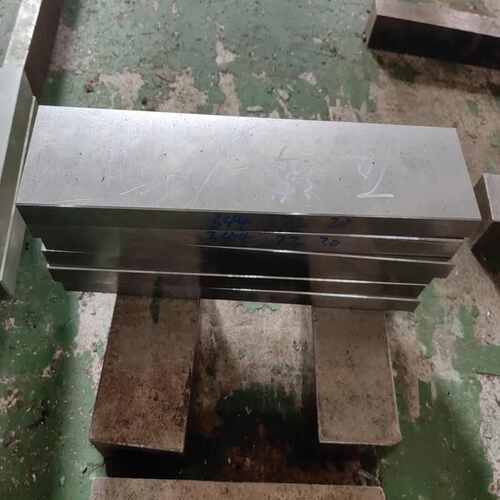 钢板圆钢批发模具钢钢圆棒模具8407加工定制厂家钢棒钢材现货供应