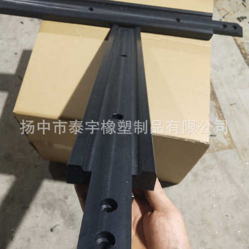 厂家供应黑色UPE滑块尼龙刮板来图可做PE板尼龙板尼龙块厂家订货