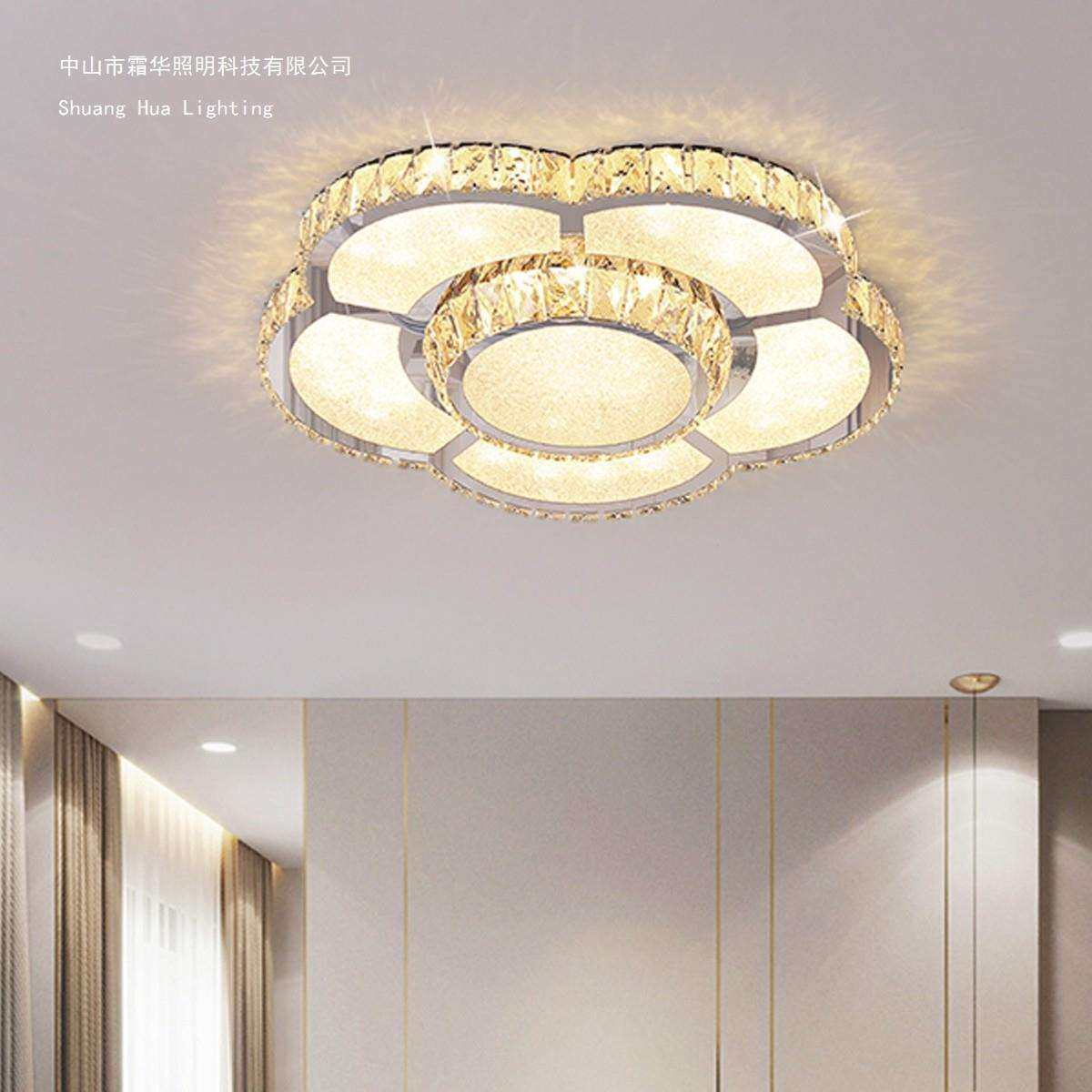 卧室吸顶灯2025新款led灯主卧轻奢灯具房间灯梅花全光谱水晶灯