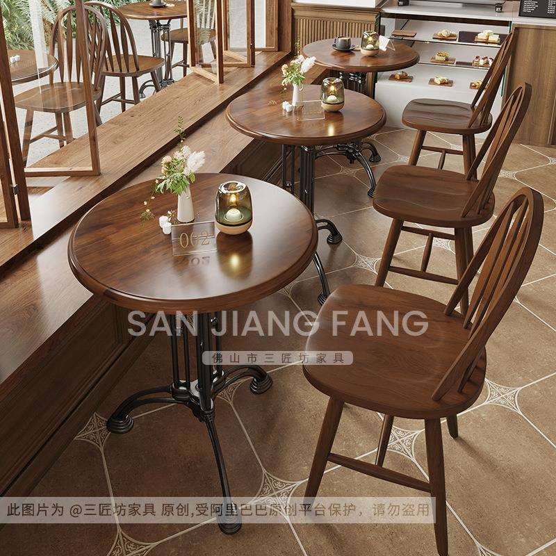 复古咖啡厅桌子实木奶茶甜品店商用红橡木餐桌中古风烘焙店小圆桌
