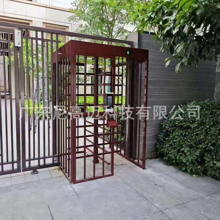 福建漳州小区防尾随全高十字转闸门,成品不锈钢烤漆立式辊闸通道