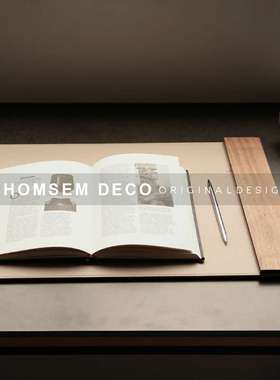 现代轻奢书房胡桃木皮革书写垫售楼处新中式软装饰桌面摆件高级感