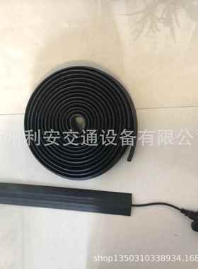 PVC 橡胶CE Small Cable Cover 小线槽减速带电线覆盖保护条