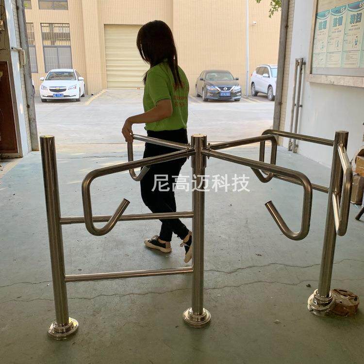 泰顺超市车站景区不锈钢半高十字旋转门 码头出入通道单向十字闸