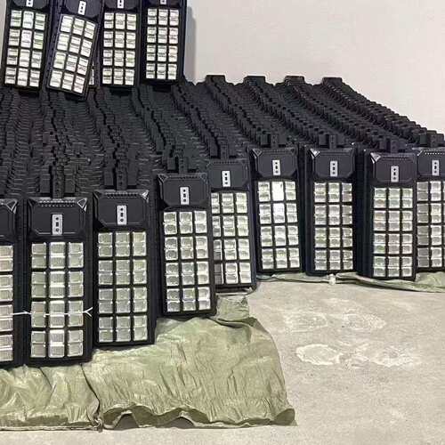 2025新太阳能感应灯户外防水庭院灯三面发光一体化led路灯北斗款