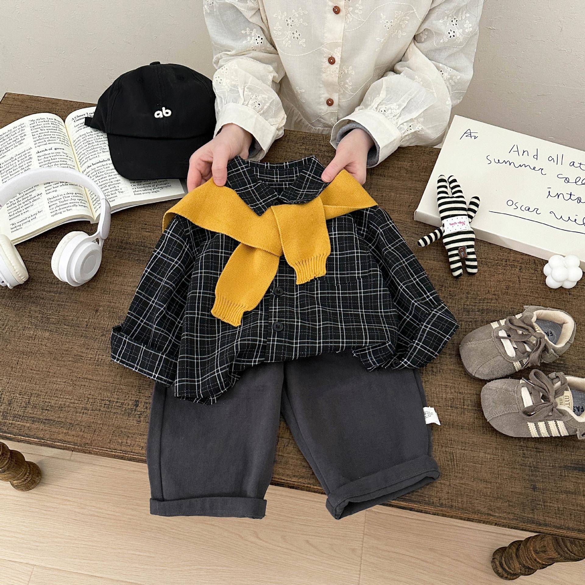 早春男童森系复古格子衬衫春秋季婴幼儿韩系穿搭衬衣时髦百搭外套