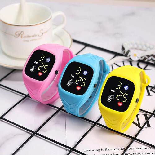 Fashion Sports Watch For Kids Boy Girl Outdoor Silicone Stra
