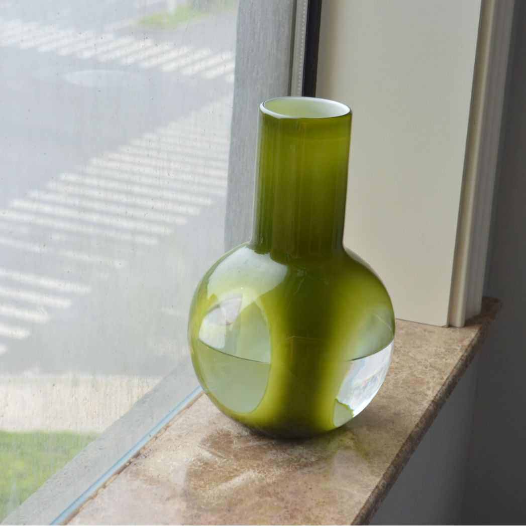 中古玻璃花瓶复古橄榄绿透窗工艺圆肚花瓶插花摆件家居软装创意,家居饰品,花瓶,淘宝优惠券,粉丝福利购,淘宝优惠卷