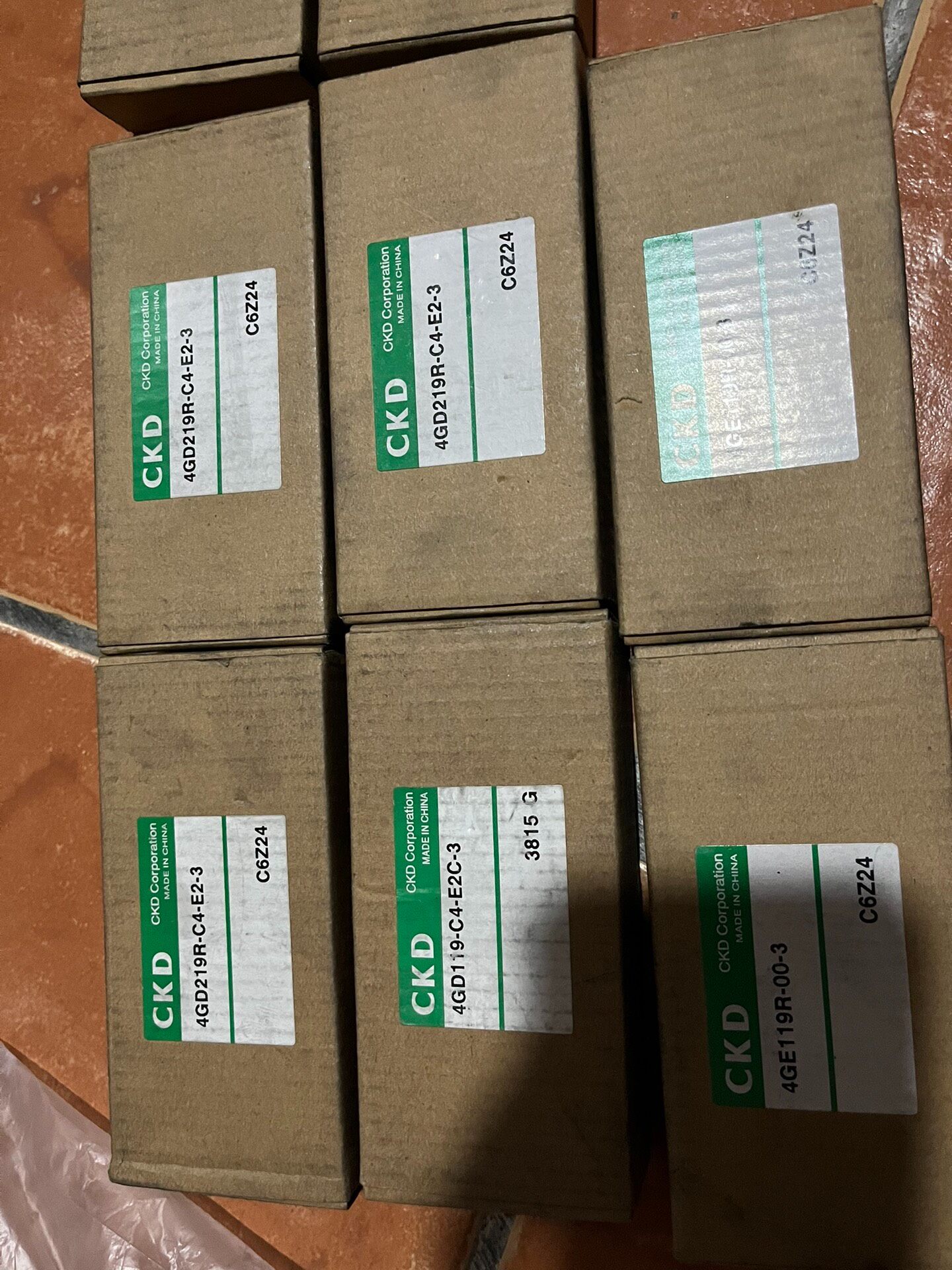 ckd电磁阀，全新工程剩余，需要的带走，议价