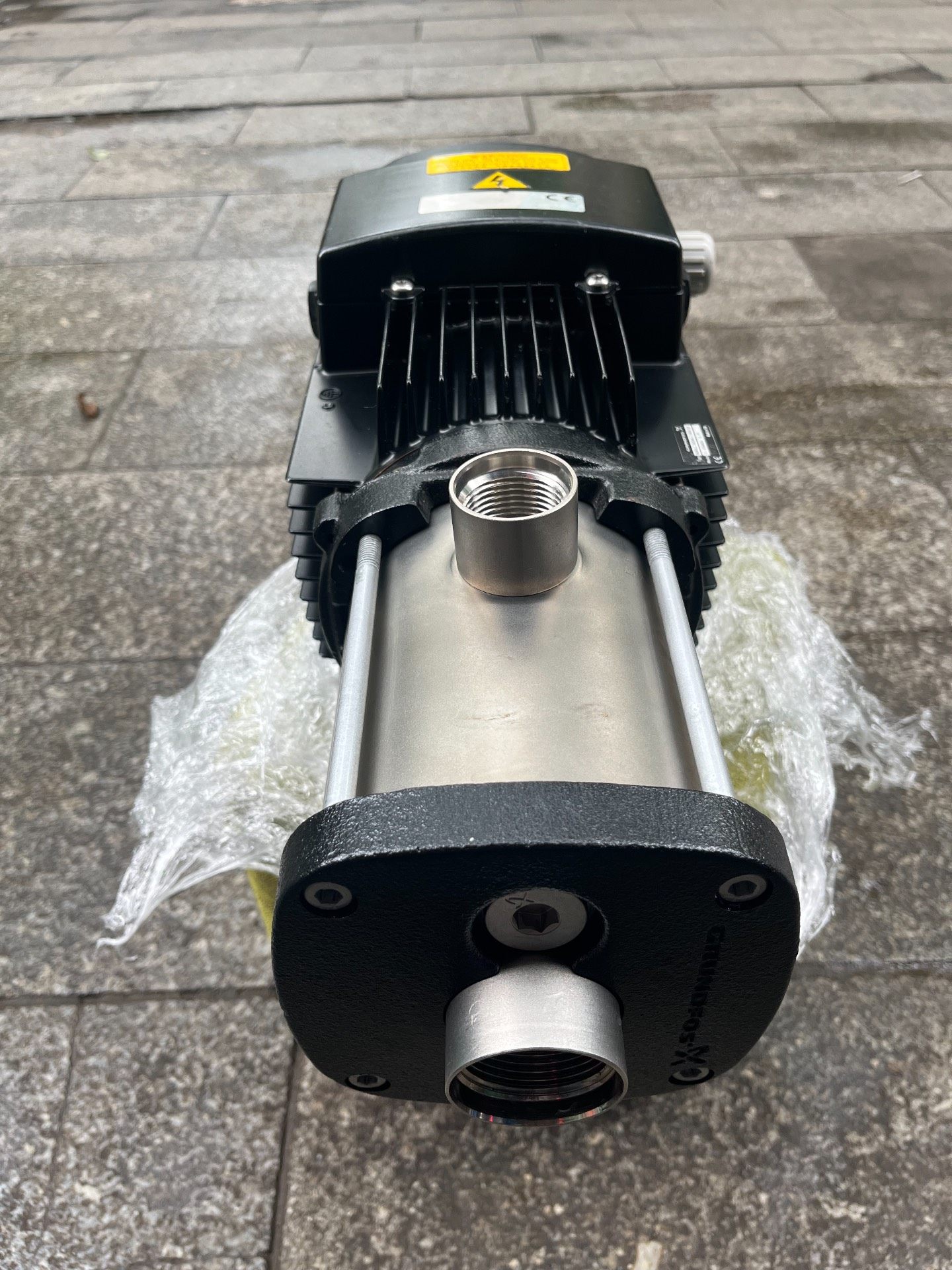 格兰富CM5-6不锈钢多级泵，二手拆机、成色不错，便宜卖这是