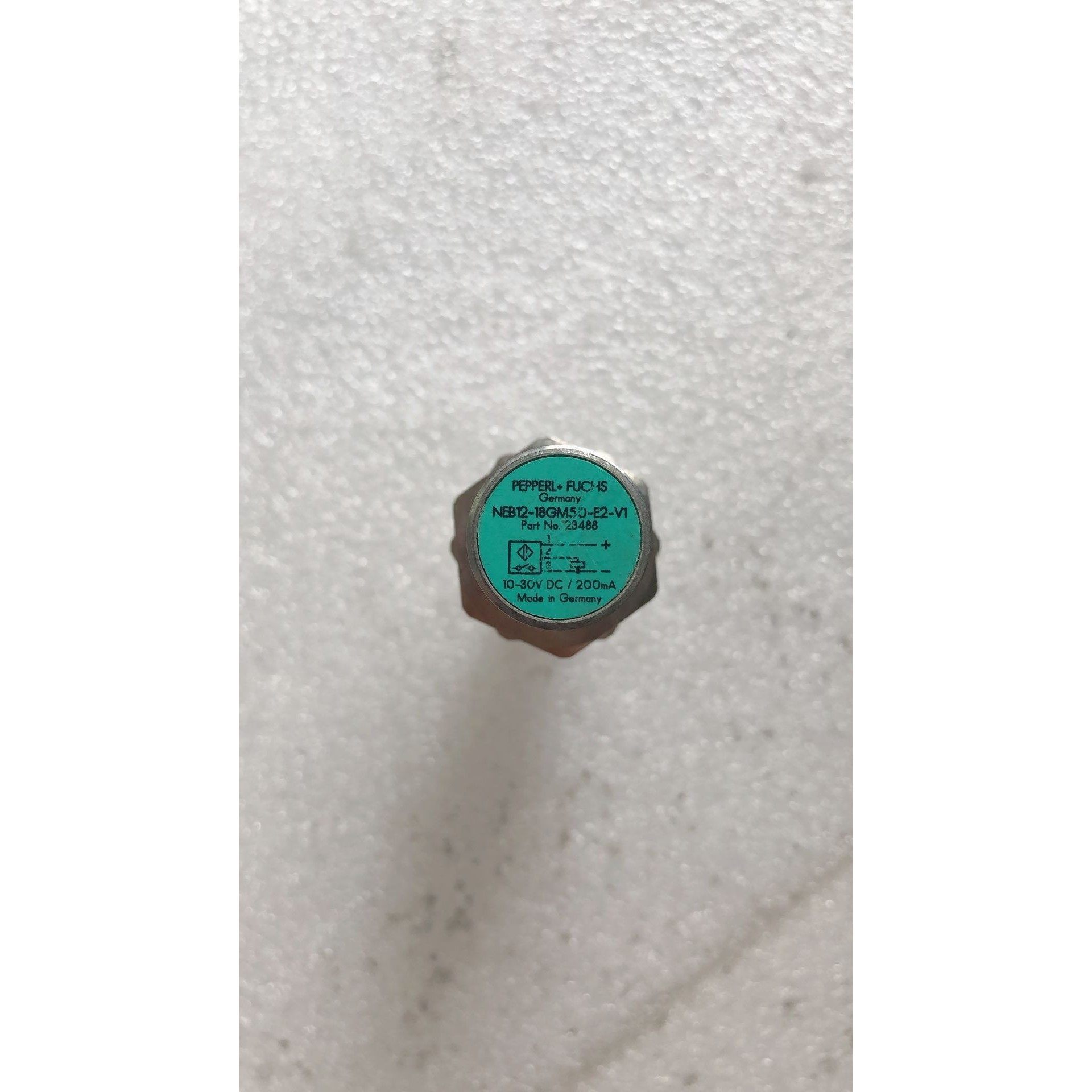 全新正品无包装 P+F  NEB12-18GM50-E2-V1 实物拍摄 现货*