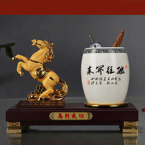 店铺开业摆件办公室商务创意礼品笔筒牛工艺品桌牛年复古老板装饰