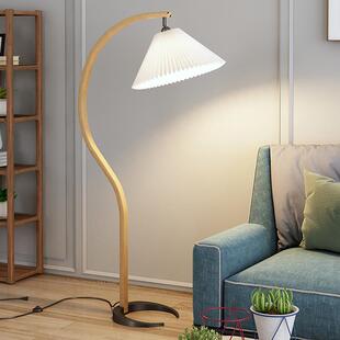 现代简约客厅沙发书房卧室设计师艺术北欧创意百褶立式木艺落地灯