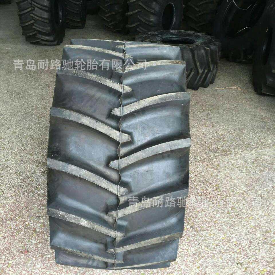 21.5L-16.1 捆草机轮胎 人字花纹